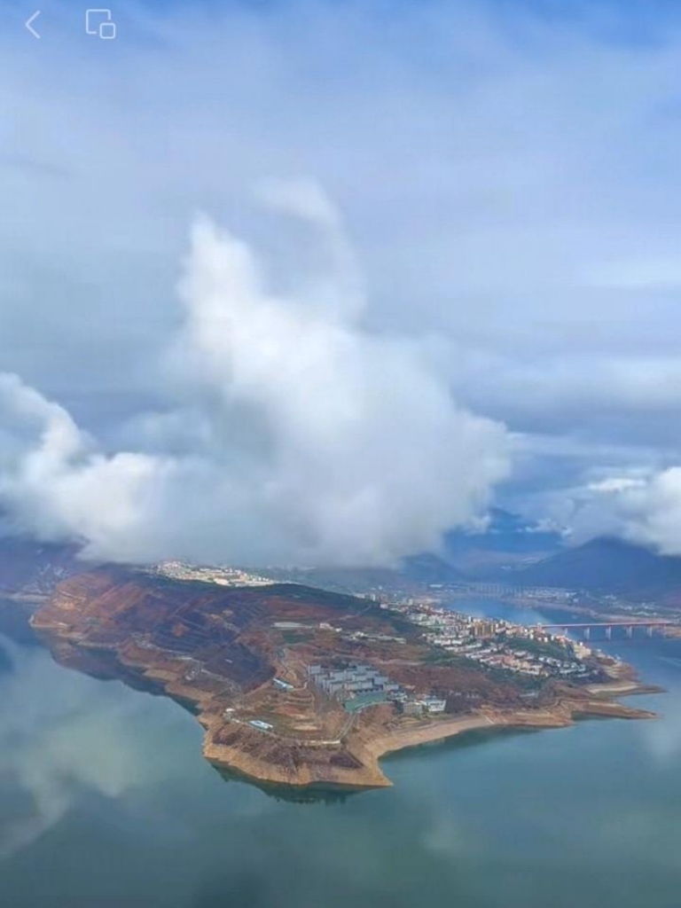 秦汉华服